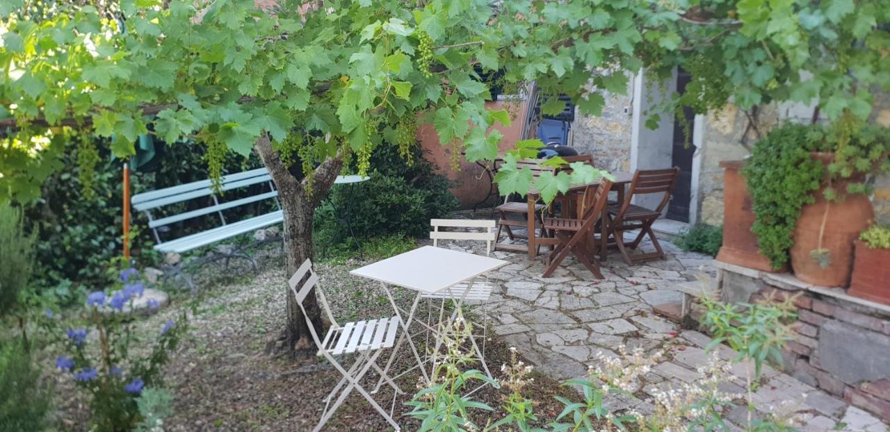 I Voltoni Di Corsignano Lägenhet Siena Exteriör bild