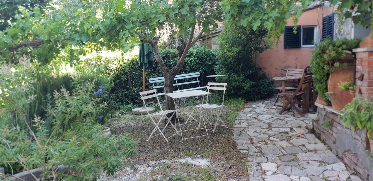 I Voltoni Di Corsignano Lägenhet Siena Exteriör bild
